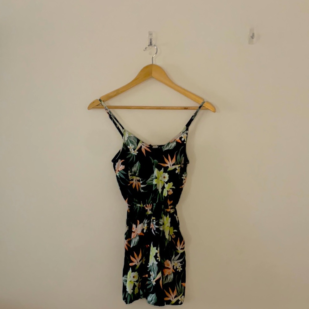 Divided by H&M floral romper size 4.